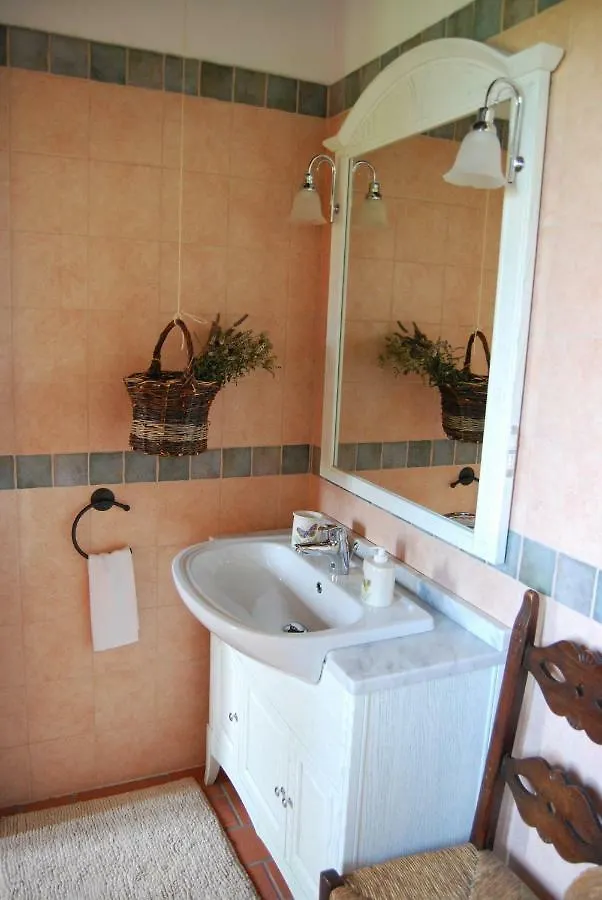 Appartamento Il Paradiso monolocale Cottage Albareto  Italia