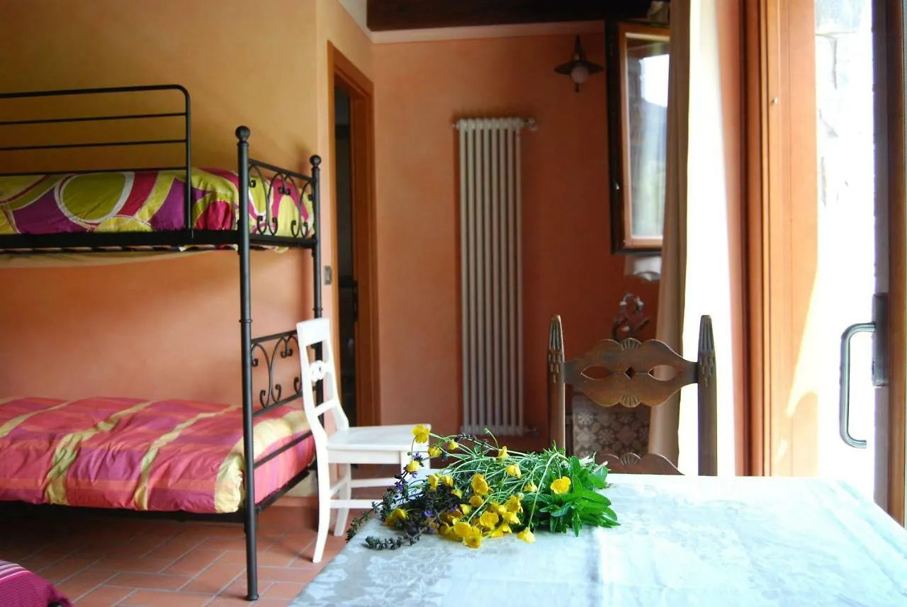 Appartamento Il Paradiso monolocale Cottage Albareto  Italia
